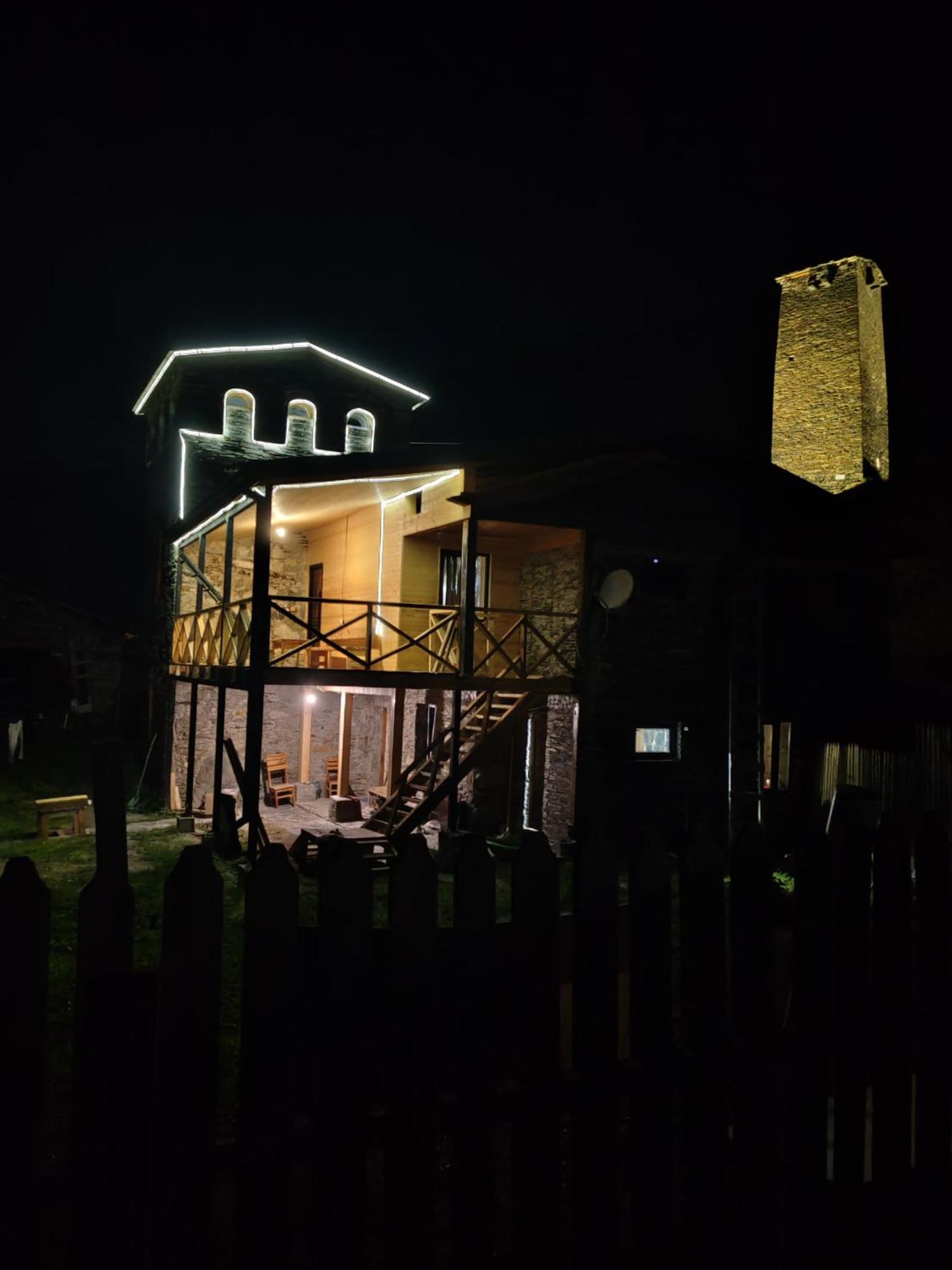 Chazhashi Guesthouse Ушгули Экстерьер фото
