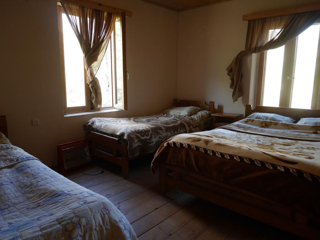 Chazhashi Guesthouse Ушгули Экстерьер фото